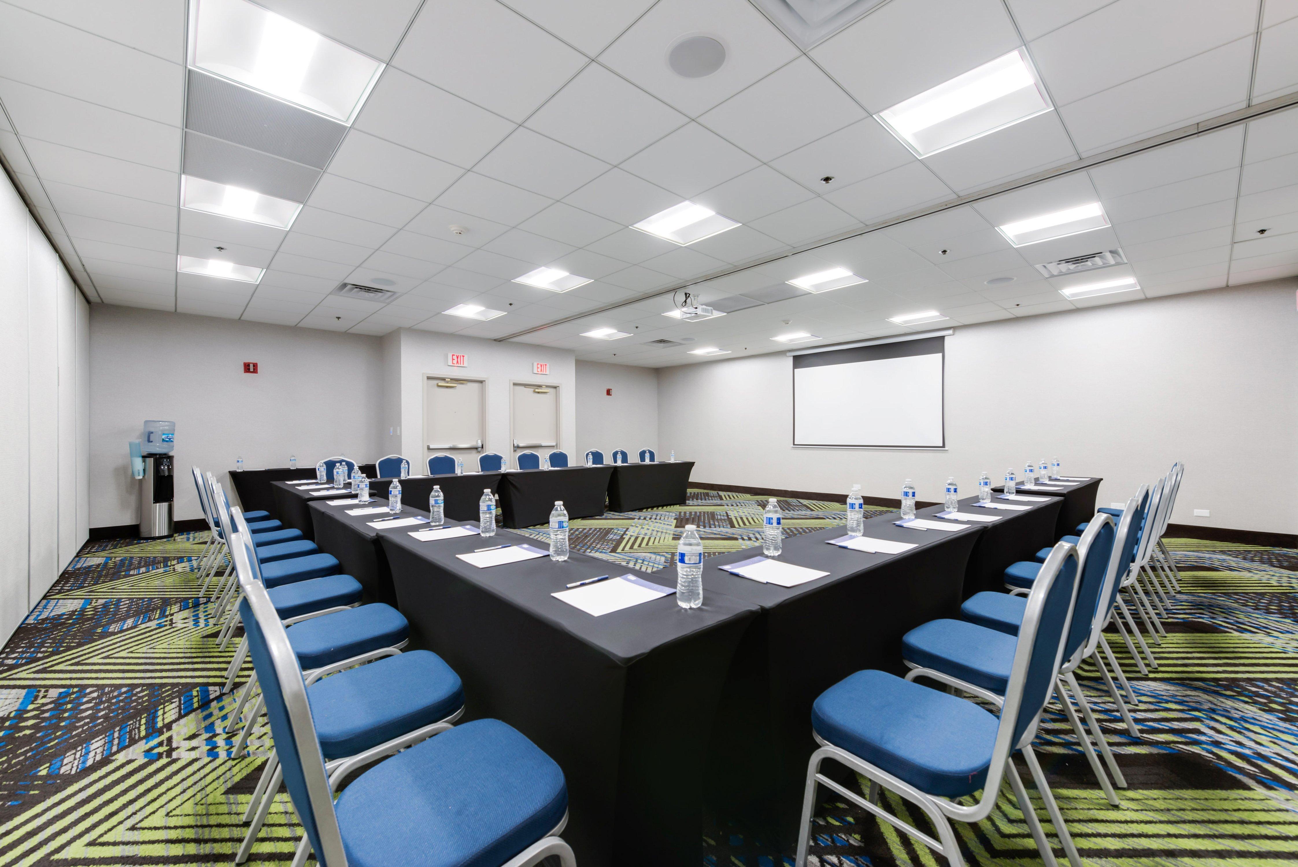 Holiday Inn Express Naperville By Ihg מראה חיצוני תמונה