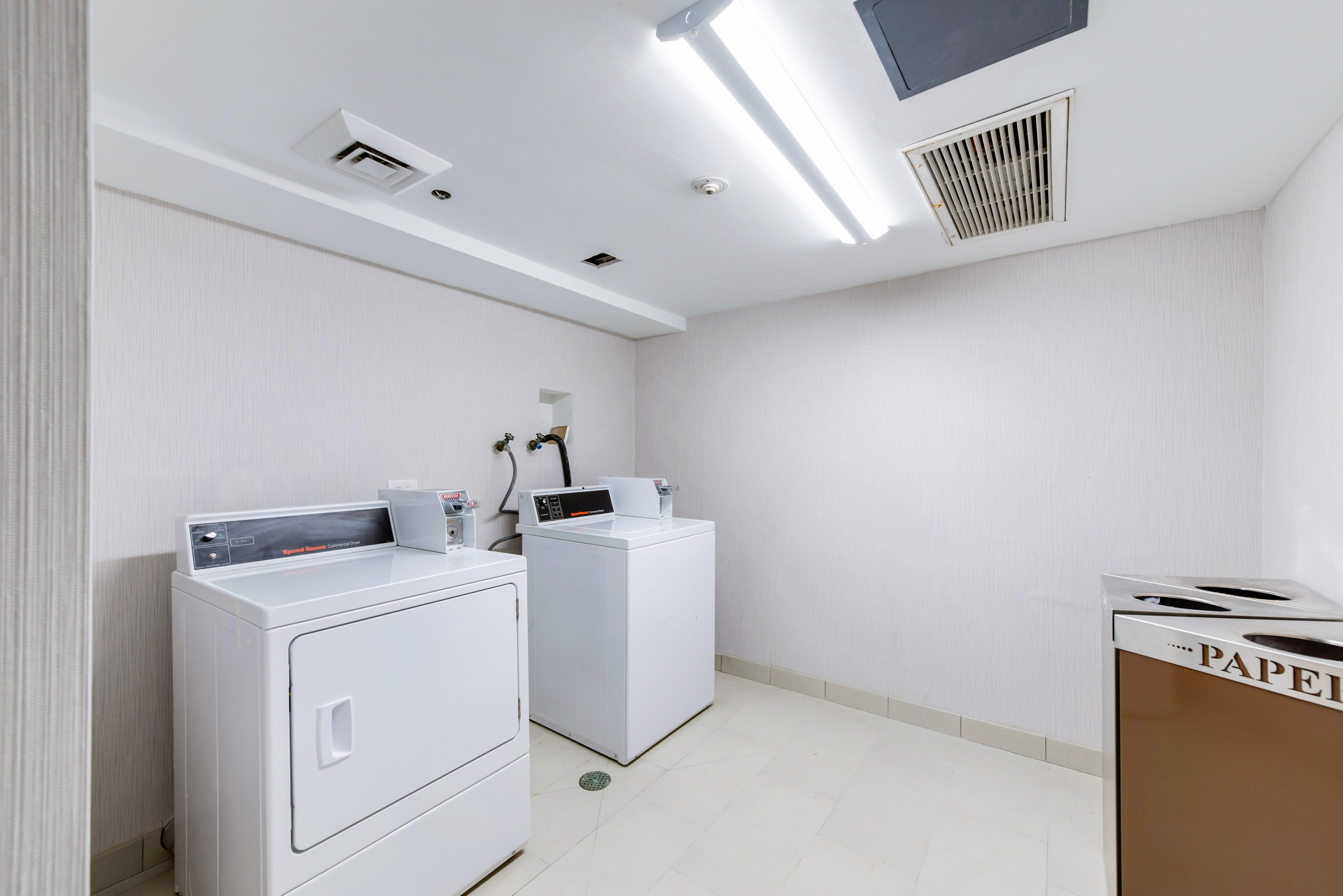 Holiday Inn Express Naperville By Ihg מראה חיצוני תמונה